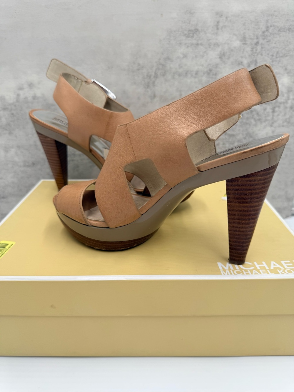 Michael Kors Carla Platform Sandals Women 8.5M Luggage Leather High Heels